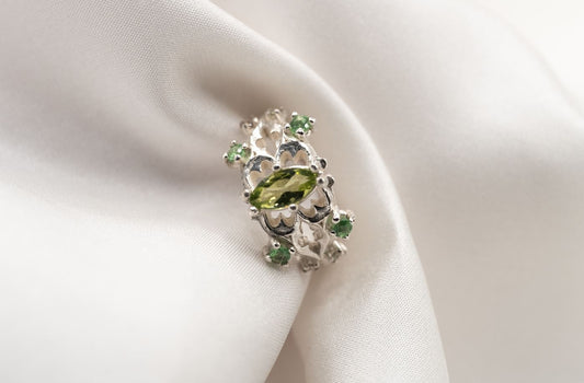 Emily St. Aubert Ring | Peridot Marquise | Silver | Size 5